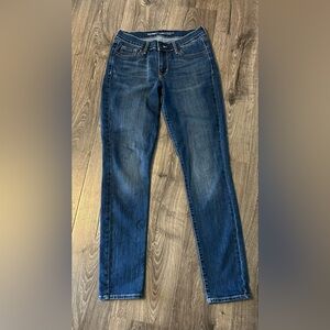 Old Navy Curvy Profile Mid-Rise Denim Jeans